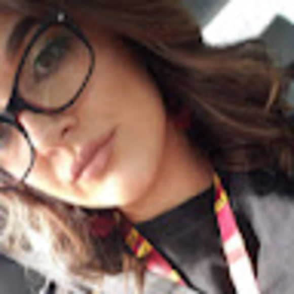 Meet your Posher, Ashley - Picture 1 of 1